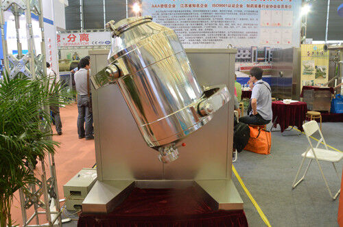 Giá tốt Máy trộn bột chuyển động đa hướng với hệ thống truyền động trực tuyến